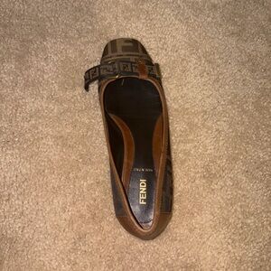 Fendi Women's Tan and Brown Logo Loafers